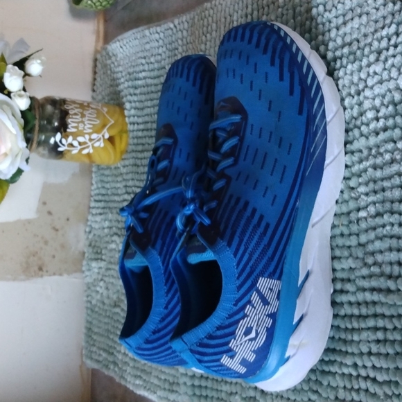 Hoka Other - HOKA CHOES SIZE  10/5 M   caja 2